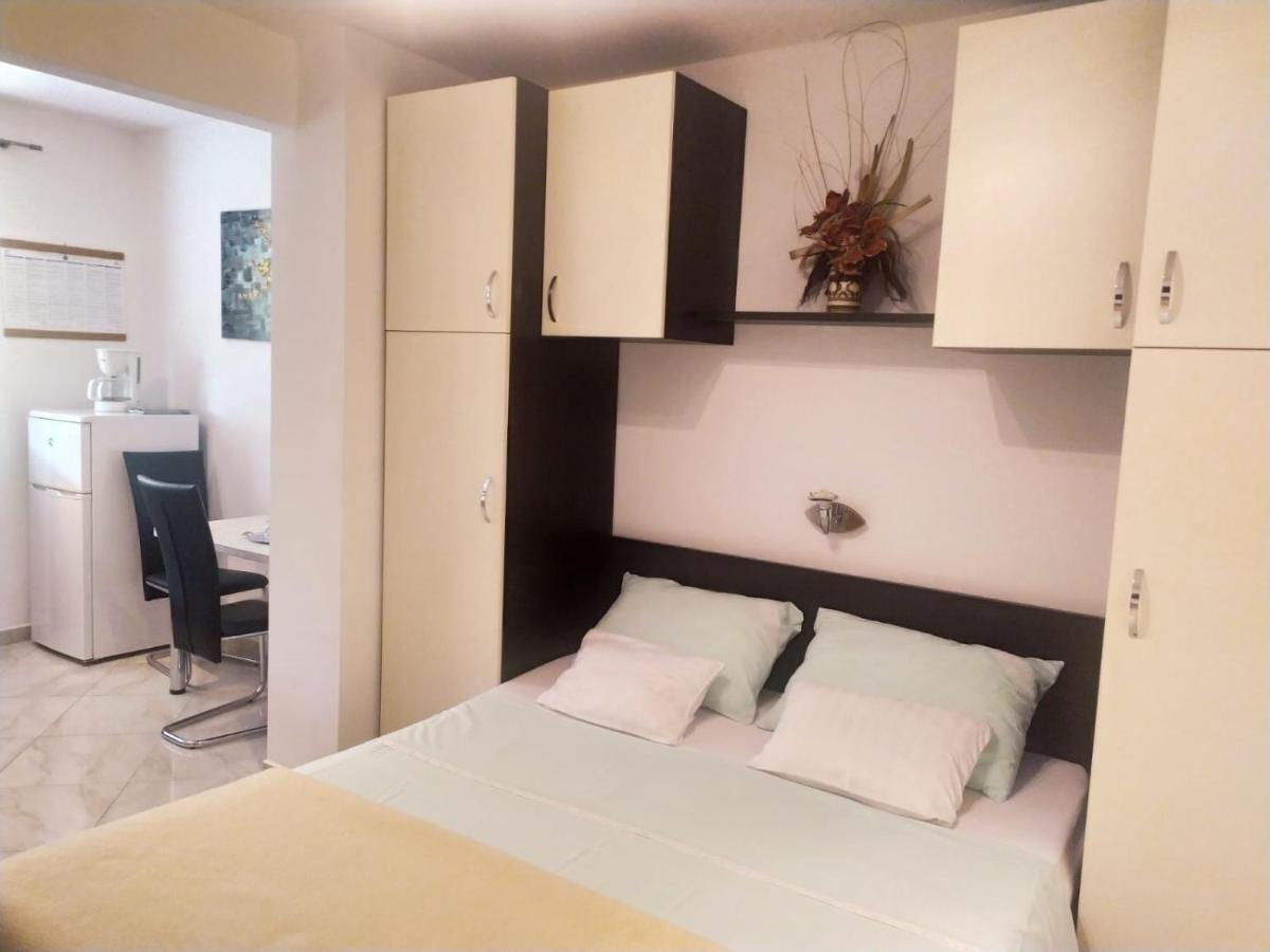 Rimbaldo Apartments クルク エクステリア 写真