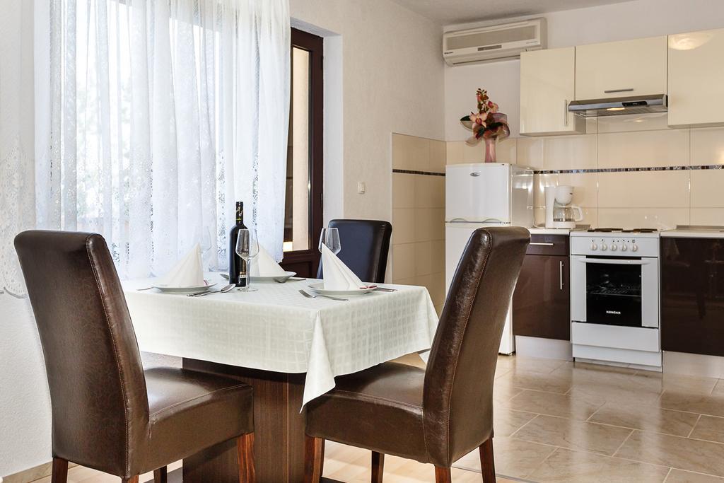 Rimbaldo Apartments クルク エクステリア 写真