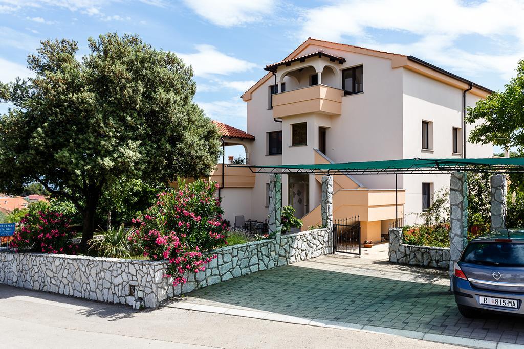 Rimbaldo Apartments クルク エクステリア 写真